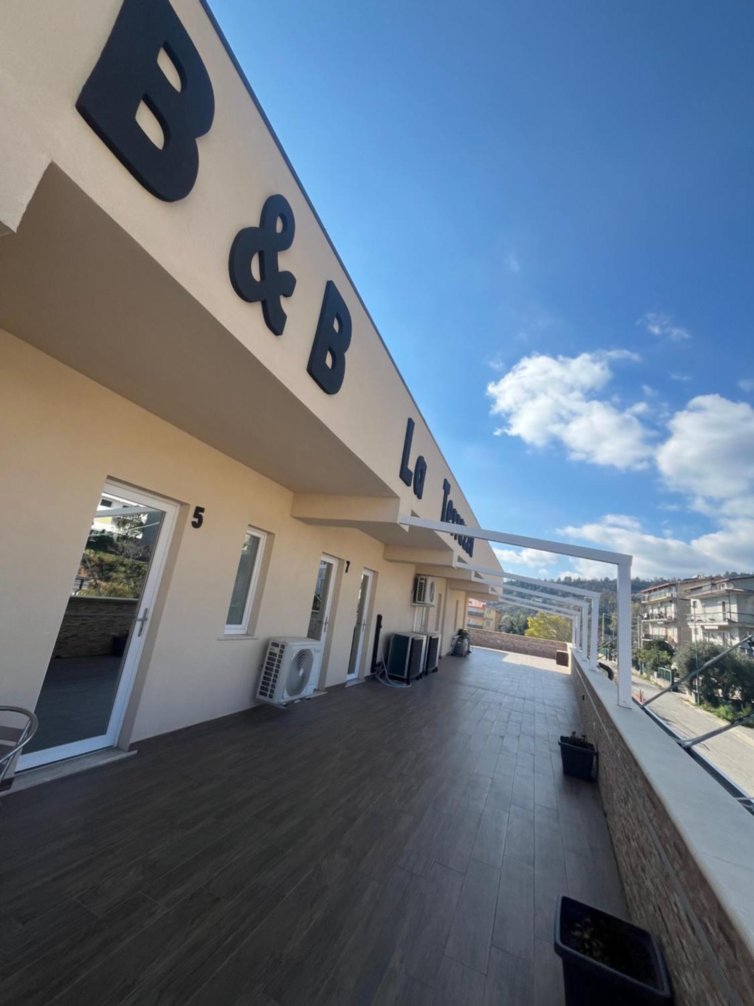 B&B La Terrazza Polifrone Cotronei Bagian luar foto