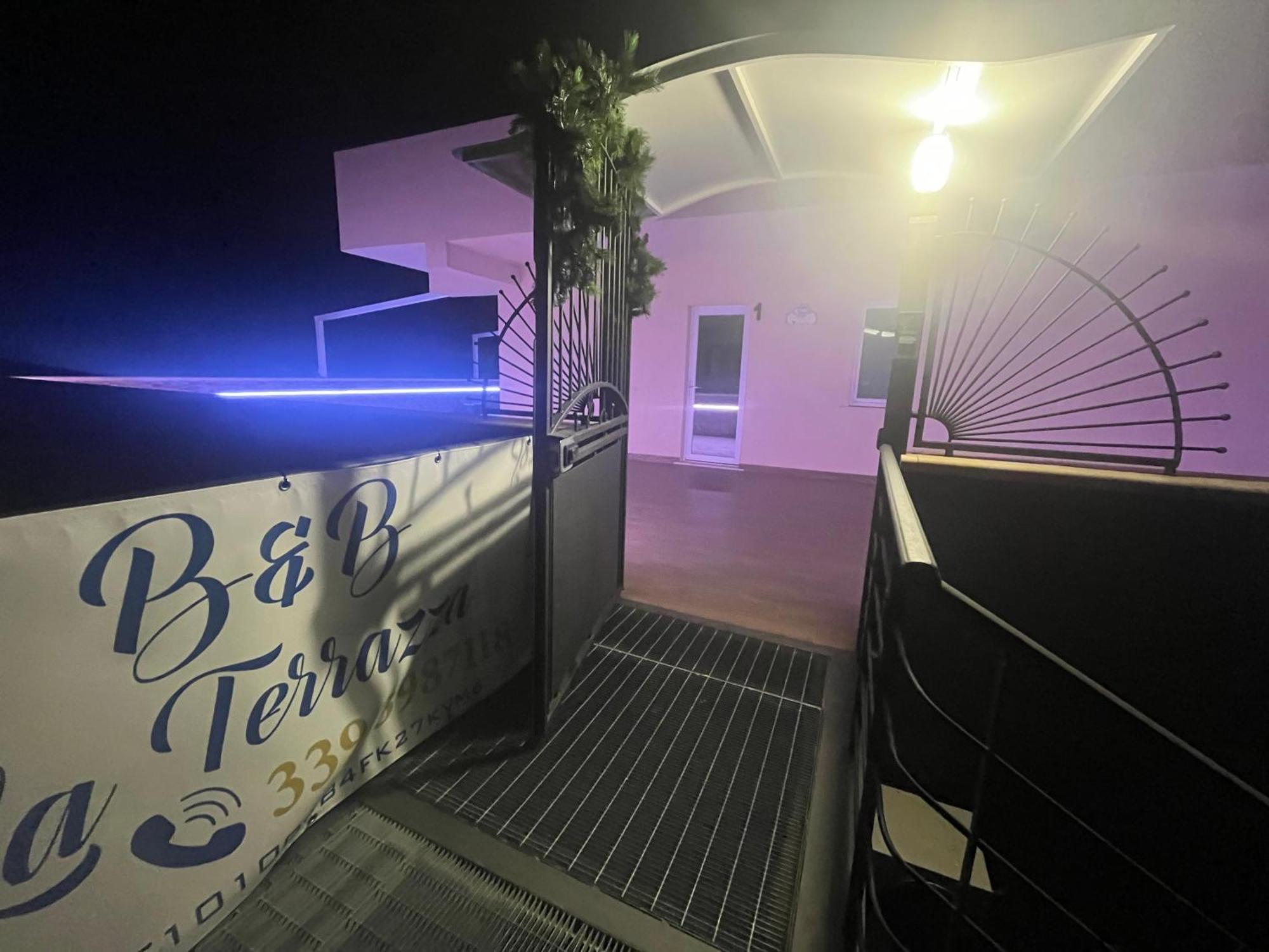 B&B La Terrazza Polifrone Cotronei Bagian luar foto