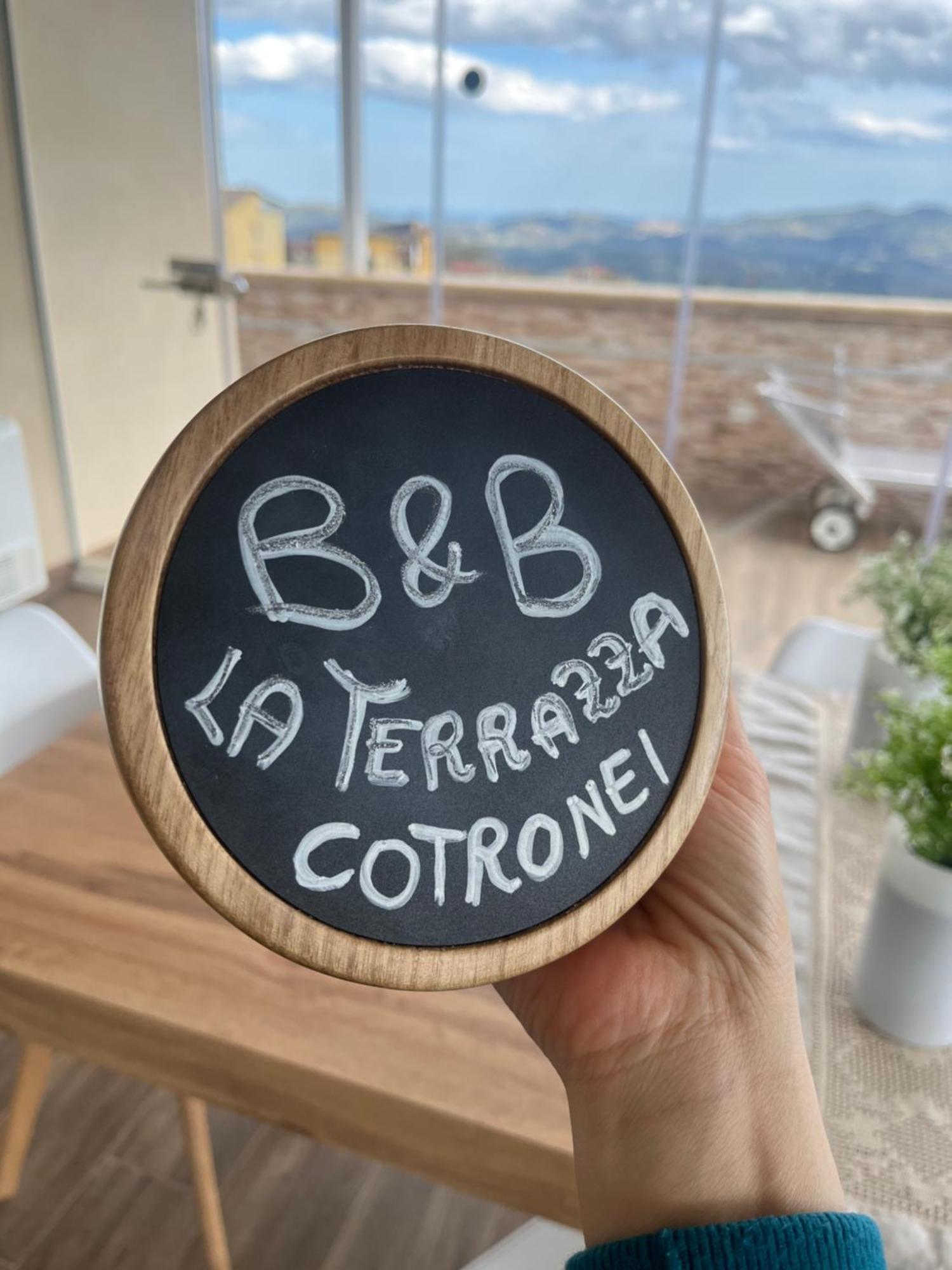 B&B La Terrazza Polifrone Cotronei Bagian luar foto
